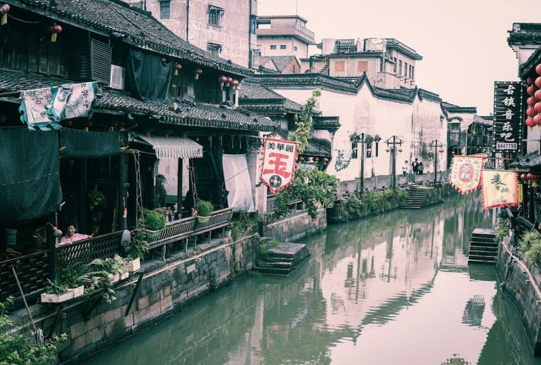三国中赤壁之战的赤壁在哪里?知识问答网页 - 专业解答问题
